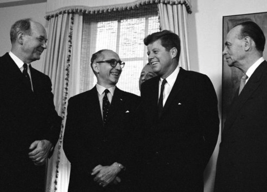 Frondizi y John Fitzgerald Kennedy, EE.UU.