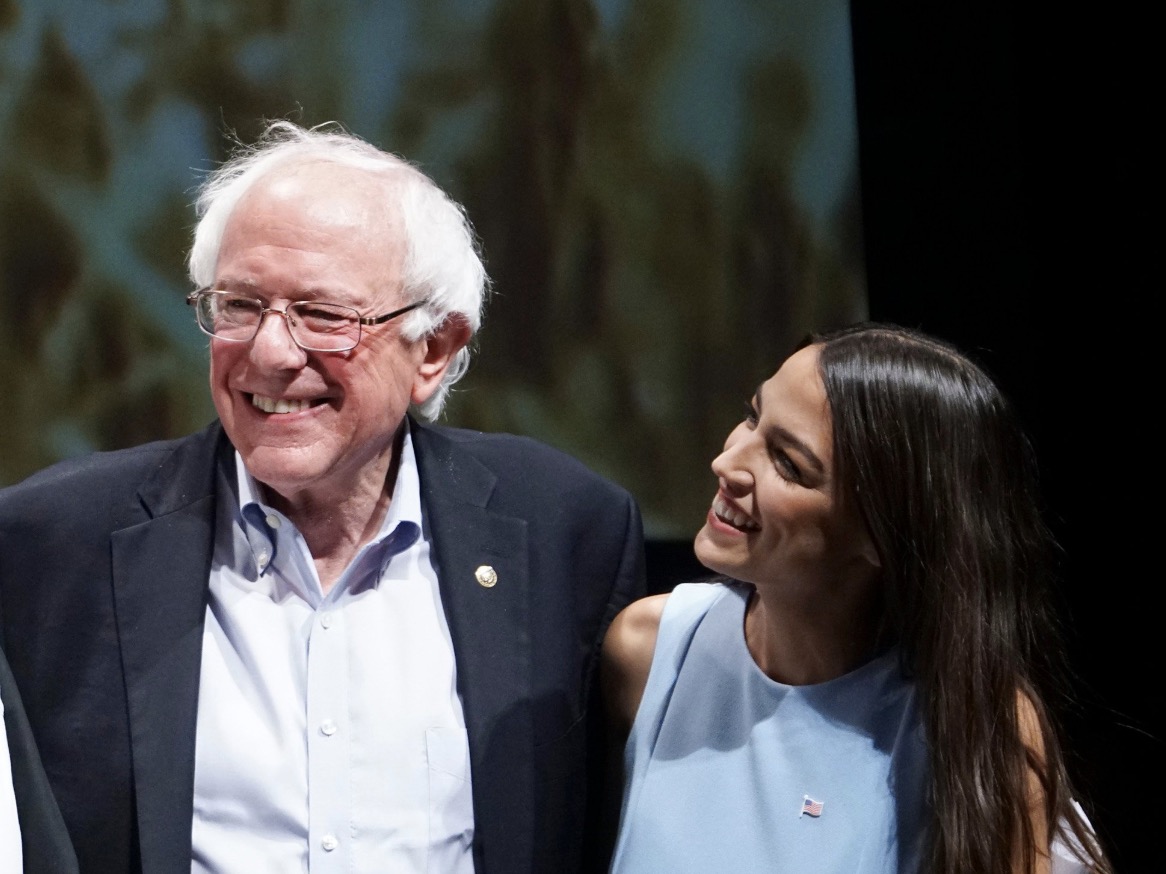 Ocasio-Cortez y Bernie Sanders, Partido Demócrata