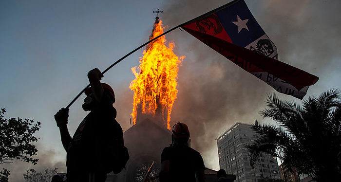 Chile, Extrema izquierda, Nueva Constitución, Populismo, Terrorismo