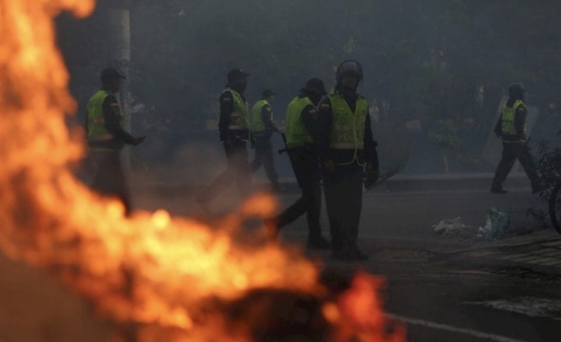 Violencia en Colombia, Paro nacional, 21 de noviembre