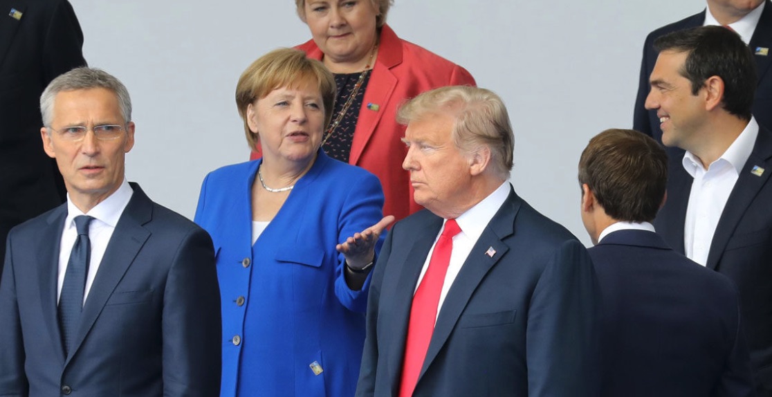 Donald Trump, OTAN, Angela Merkel