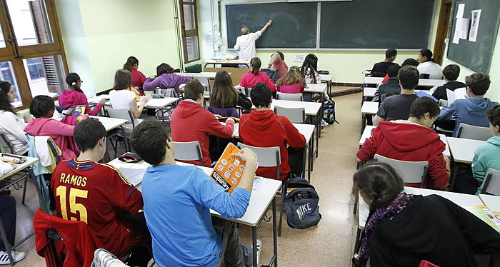 España, escuela, educación pública