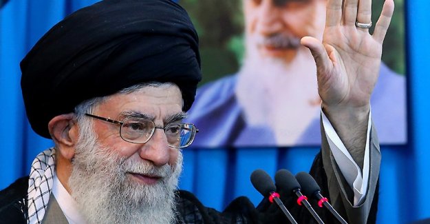 Irán, Ayatolá Khamenei