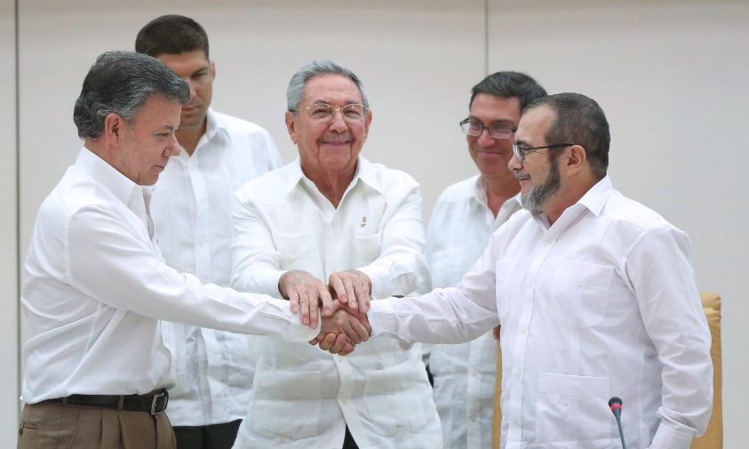 Narcoterrorismo, Juan Manuel Santos, FARC, Terrorismo internacional, Genocidio