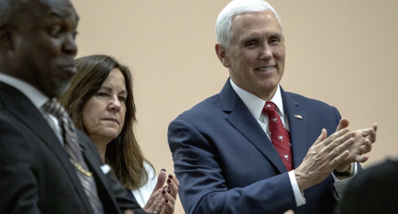 Mike Pence, infraestructura