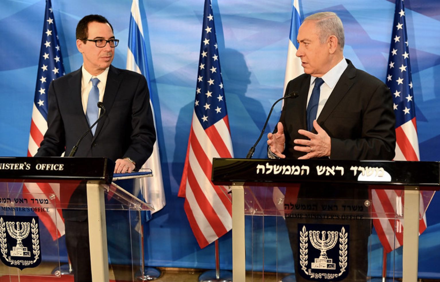 Steve Mnuchin y Benjamin Netanyahu