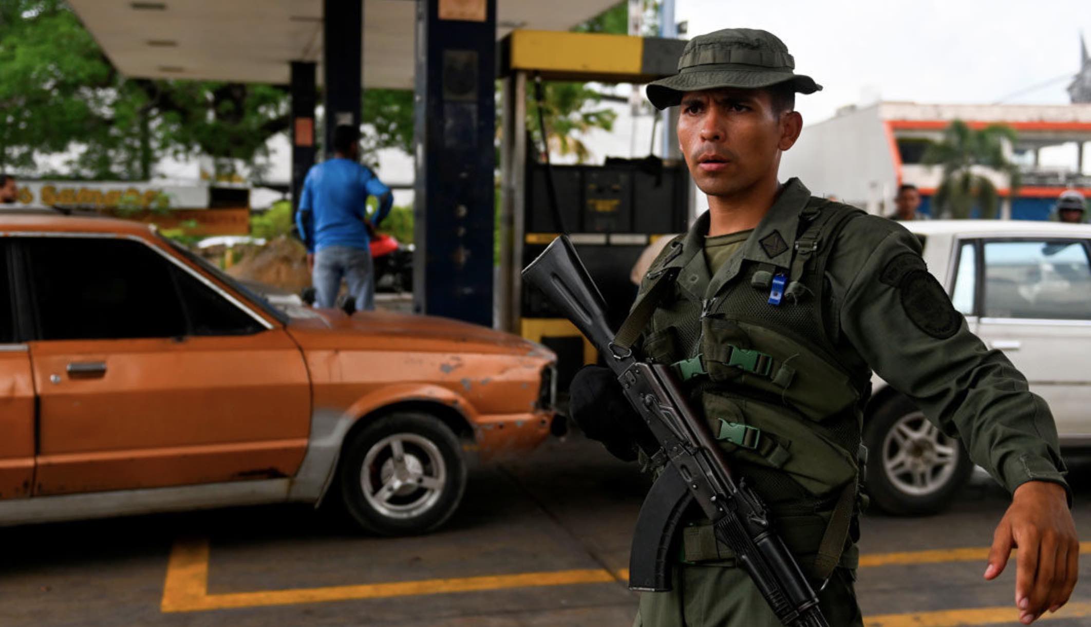 Caracas, gasolineras, Crisis de combustibles, Socialismo