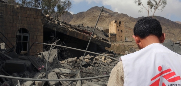 Emiratos Arabes Unidos y Arabia Saudí bombardean Yemén