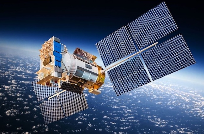 Kowsar, Irán, Seguridad internacional, Seguridad y Defensa