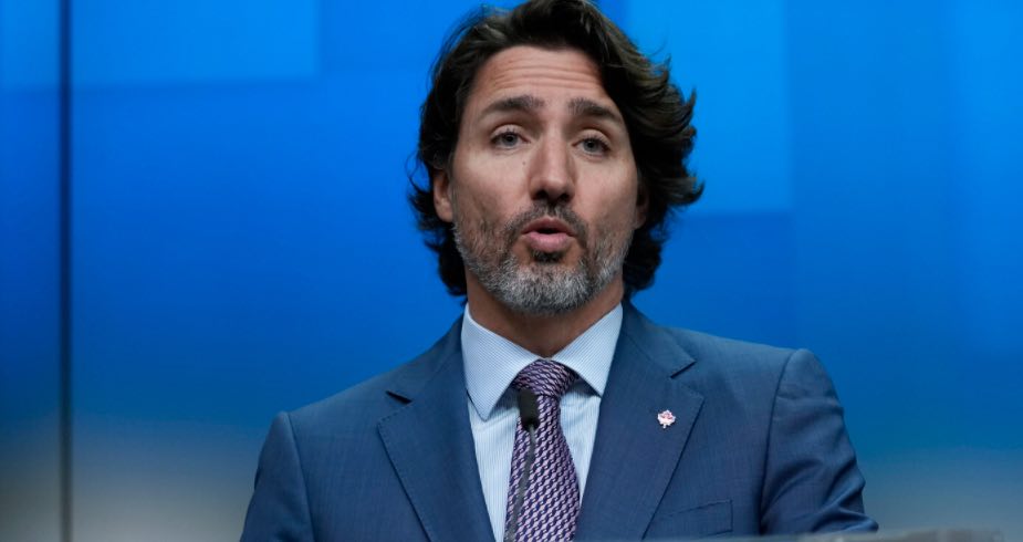 Justin Trudeau, Autoritarismo, GoFundMe, Convoy de la Libertad, Canada