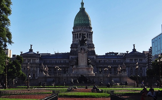 Honorable Aguantadero de la Nación, Congreso argentino