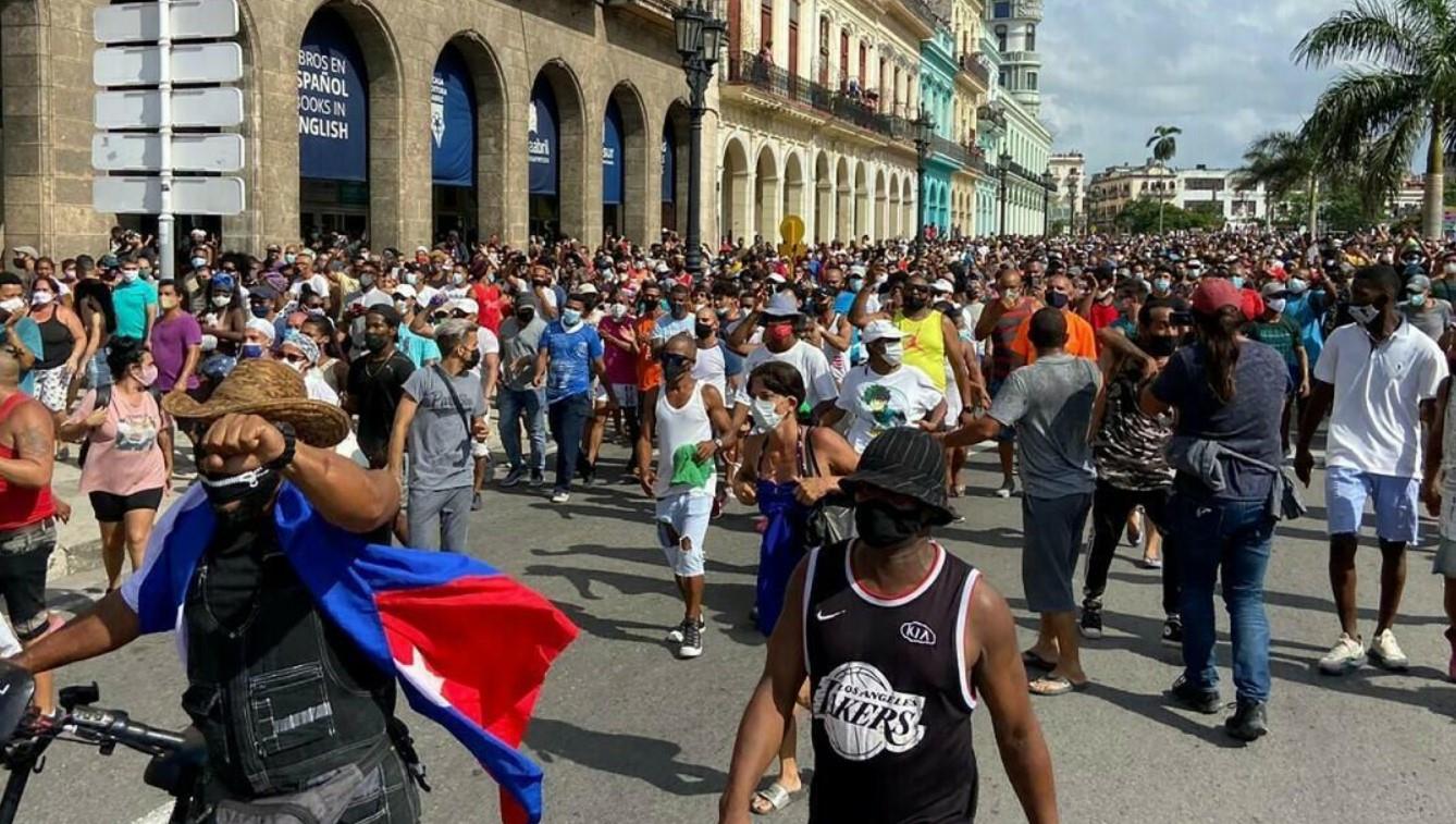 Manifestaciones en Santiago de Cuba, No-violencia, Dictadura castrista