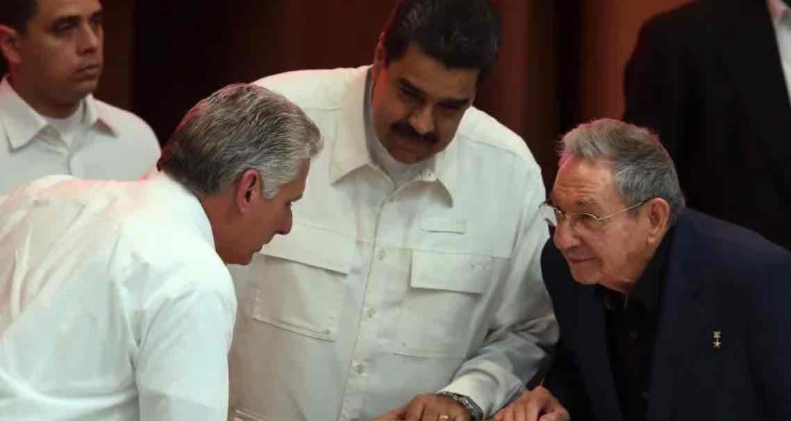 Maduro, Díaz-Canel y Raúl Castro