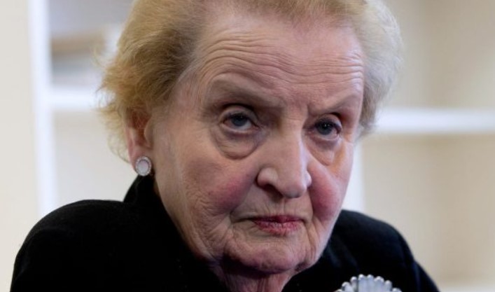 Madeleine Albright, Neoconservadurismo americano, Estados Unidos, Giraldi