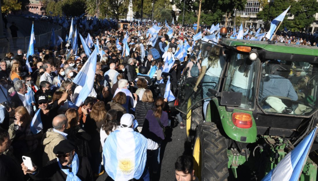 Marcha del Campo contra Alberto Fernández