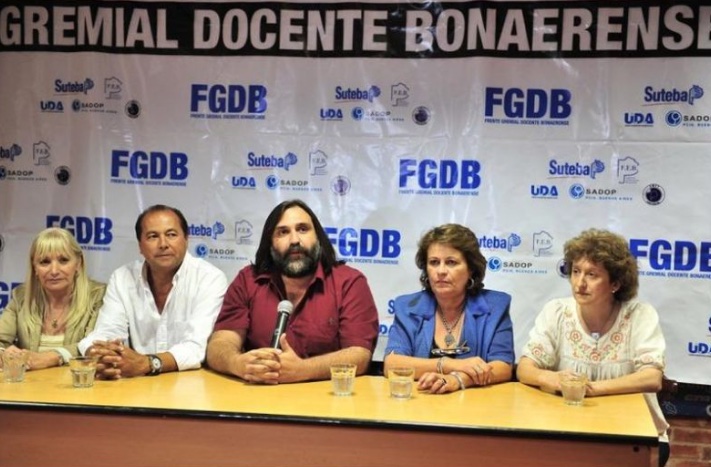 Roberto Baradel, Sindicatos docentes, Mafia sindical, Educación pública