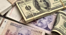 Dólares versus Pesos Argentinos