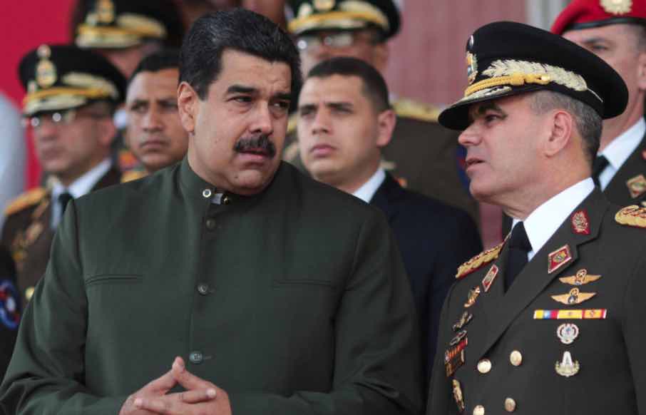 Vladimir Padrino y Nicolás Maduro